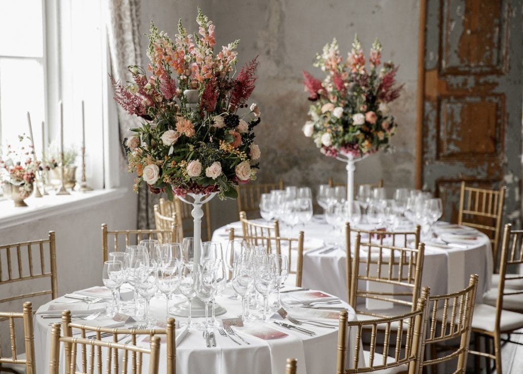 Vestuvių stalo gėlės Jakiškių dvare